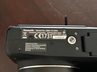 Panasonic Lumix FZ1000 Fotocamera Digitale