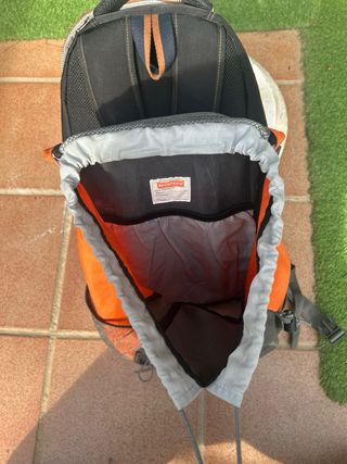 Dos Mochilas Negra y Naranja