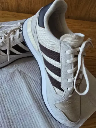 Scarpe Adidas uomo beige/marrone
