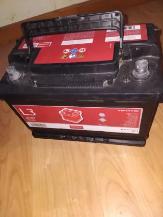 Batería coche 70 Ah 620 A EN