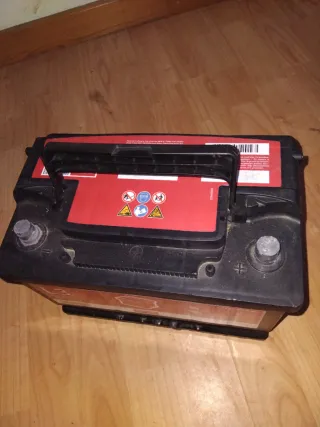 Batería coche 70 Ah 620 A EN