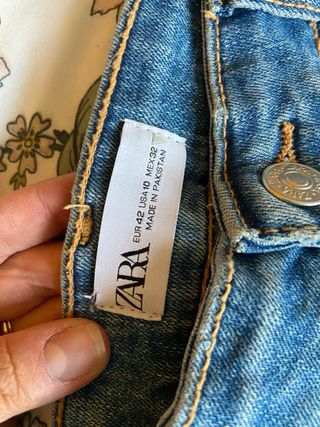 Pantalón vaquero Zara campana azul Talla 42