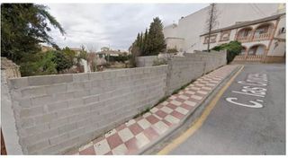 Terreno en venta en Zubia (La)