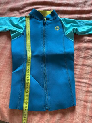 Chaqueta neopreno Decathlon 5-6 años