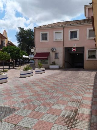 Garaje en venta en Las Almenas en Tomares
