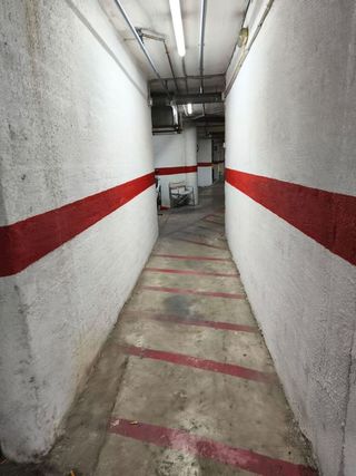 Garaje en venta en Las Almenas en Tomares