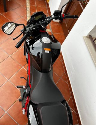 Benelli BN125 2021 – COMO NUEVA, solo 2.942 km