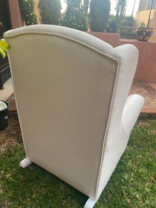 Sillón blanco de tela
