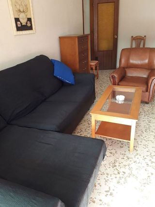 Piso en alquiler en Alegría de la Huerta- Jardín de Málaga en Málaga