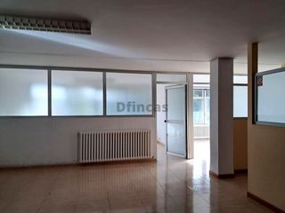 Oficina en venta en Ensanche en Teruel
