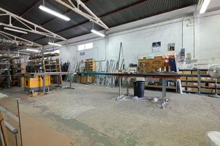 Nave industrial en venta en Noreste-Granja en Jerez de la Frontera