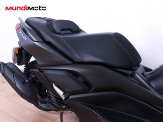 YAMAHA X-MAX 125