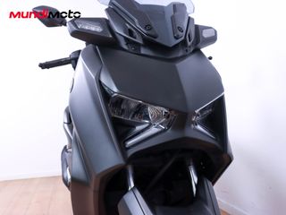 YAMAHA X-MAX 125