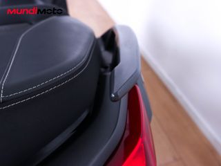 YAMAHA X-MAX 125