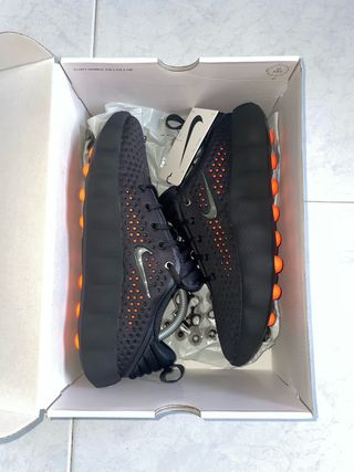 Nike Mind 002 EU 44 Negro/Naranja