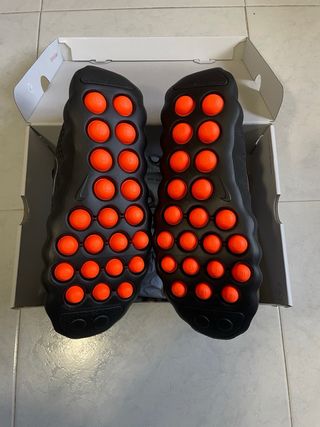 Nike Mind 002 EU 44 Negro/Naranja