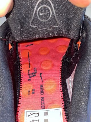 Nike Mind 002 EU 44 Negro/Naranja