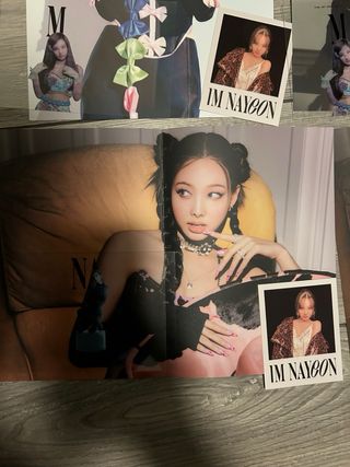 IM NAYEON The 1st Mini Album Nayeon