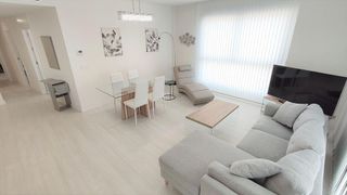 Piso en alquiler en Martín Carpena - Torre del Río en Málaga