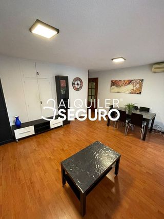 Piso en alquiler en Vista Alegre en Madrid