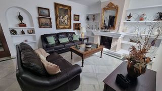 Chalet en alquiler en El Higueral - La Merced en Marbella