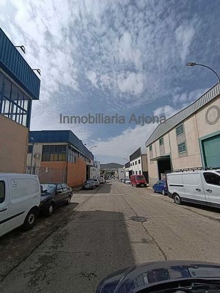 Nave industrial en venta en Lucena