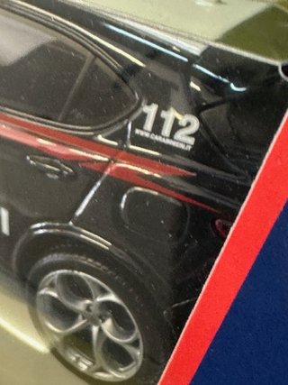 Burago Alfa Romeo Stelvio Carabinieri 1:24