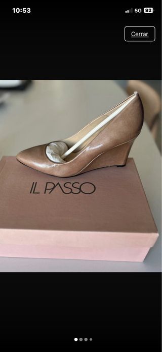 IL PASSO  Zapatos de piel con cuña  Café con leche