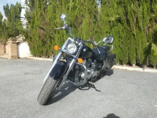 Honda Shadow 750 Negra