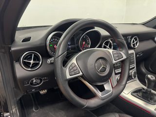Mercedes-Benz SLC 2016