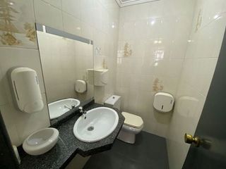 Local comercial en venta en El Carbayedo - El Quirinal en Avilés