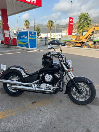 Yamaha Drag Star 650 Custom Negra