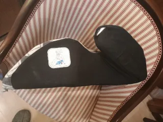 Alzador de coche para bebé