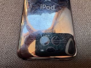 iPod Touch 4G 8GB Negro A1367 (No Funciona)