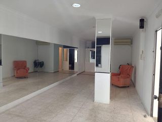 Local comercial en venta en Crevillet - Pinar Alto en Puerto de Santa María (El)