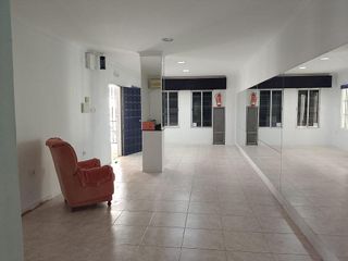 Local comercial en venta en Crevillet - Pinar Alto en Puerto de Santa María (El)