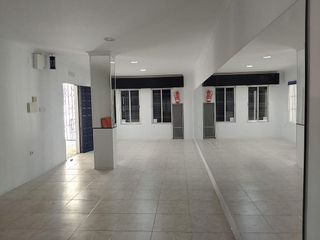 Local comercial en venta en Crevillet - Pinar Alto en Puerto de Santa María (El)