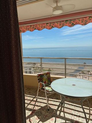 Piso en alquiler en Playa de los Boliches en Fuengirola
