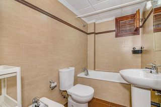 Piso en alquiler en Zubia (La)