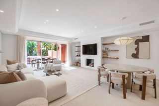 Casa pareada en alquiler en Lomas de Marbella Club - Puente Romano en Marbella