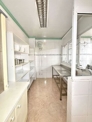 Local comercial en venta en La Chanca - Pescadería en Almería