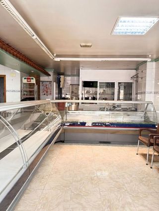 Local comercial en venta en La Chanca - Pescadería en Almería