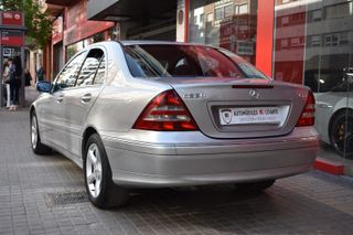 Mercedes-Benz Clase C 2005