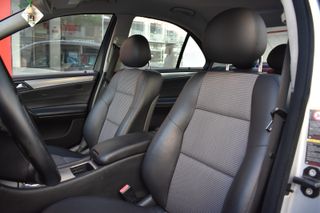Mercedes-Benz Clase C 2005