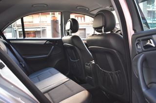 Mercedes-Benz Clase C 2005
