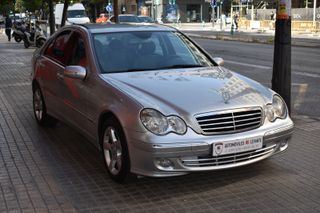 Mercedes-Benz Clase C 2005