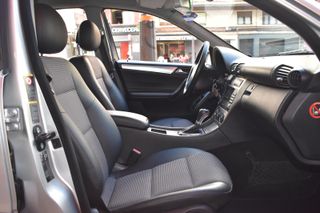 Mercedes-Benz Clase C 2005