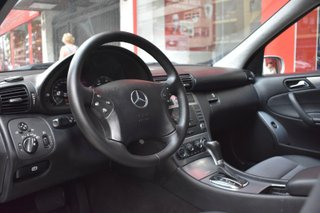 Mercedes-Benz Clase C 2005