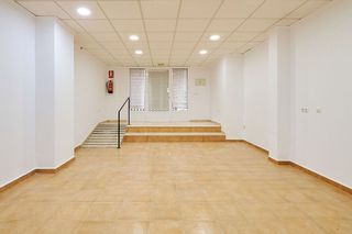 Local comercial en alquiler en Vera Ciudad en Vera