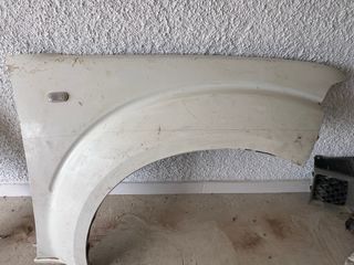 Aletas Nissan Pathfinder En buen estado sin golpes